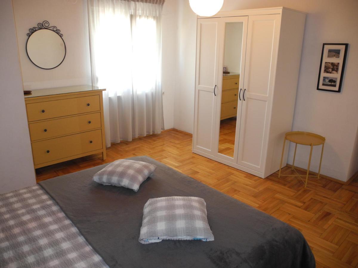 Ferienwohnung Biro App 4+1 Pax Crikvenica Exterior foto